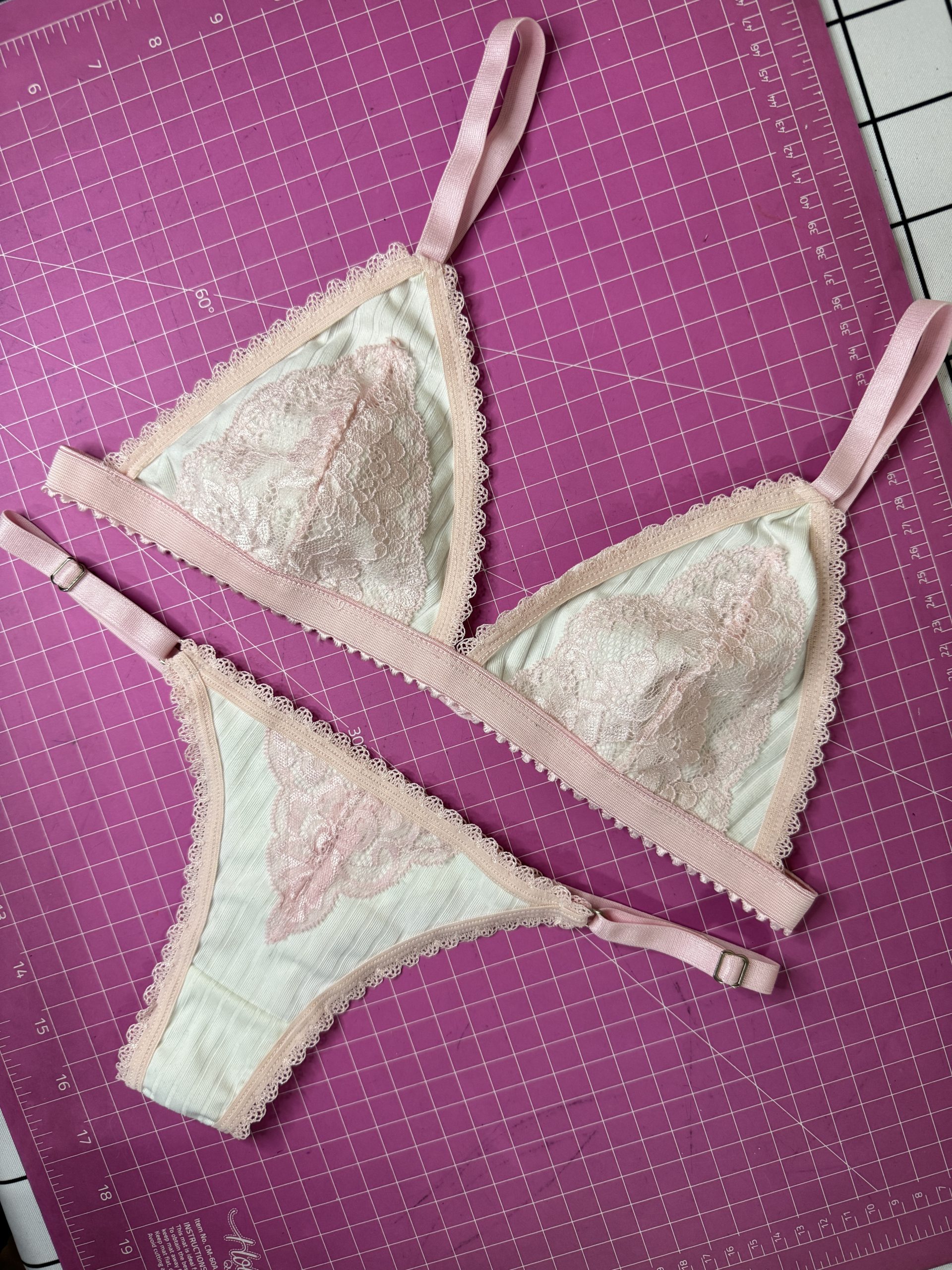 Molderia imprimible Conjunto con recorte de puntilla (tanga less) - Imagen 7