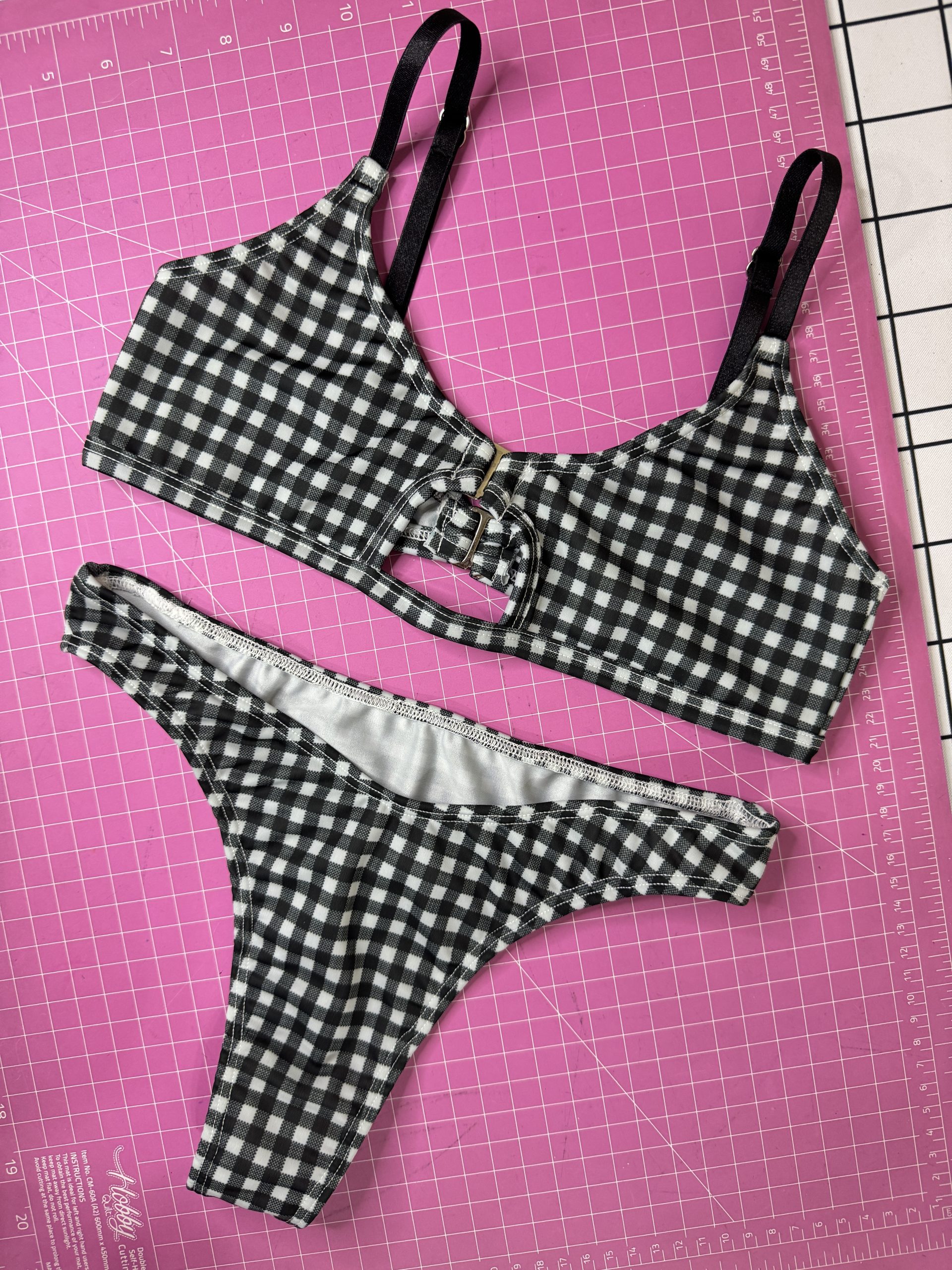 Molderia imprimible Corpiño Lolita + Vedetina less en V bikini - Imagen 3